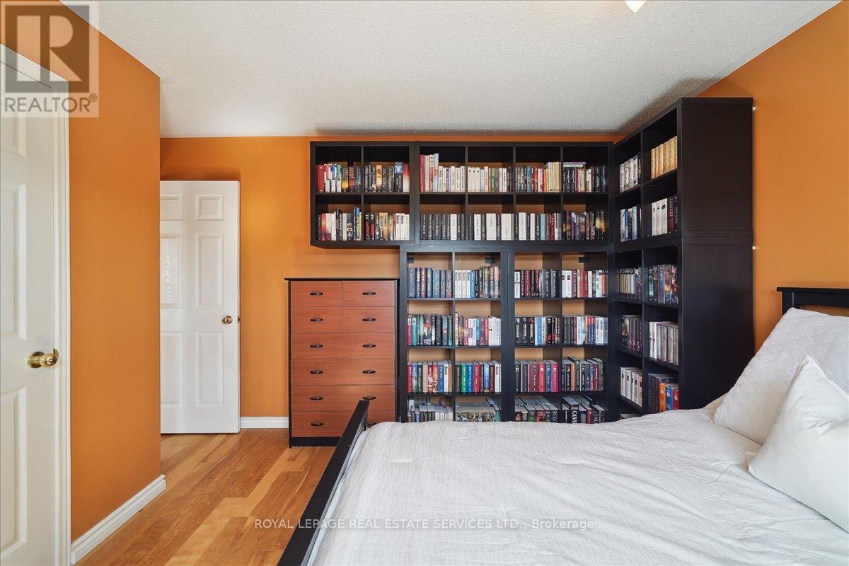 86 Nahanni Drive, Richmond Hill (Langstaff), Ontario  L4B 4L4 - Photo 25 - N12170712