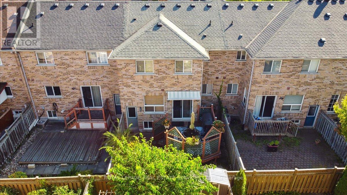 86 Nahanni Drive, Richmond Hill (Langstaff), Ontario  L4B 4L4 - Photo 36 - N12170712