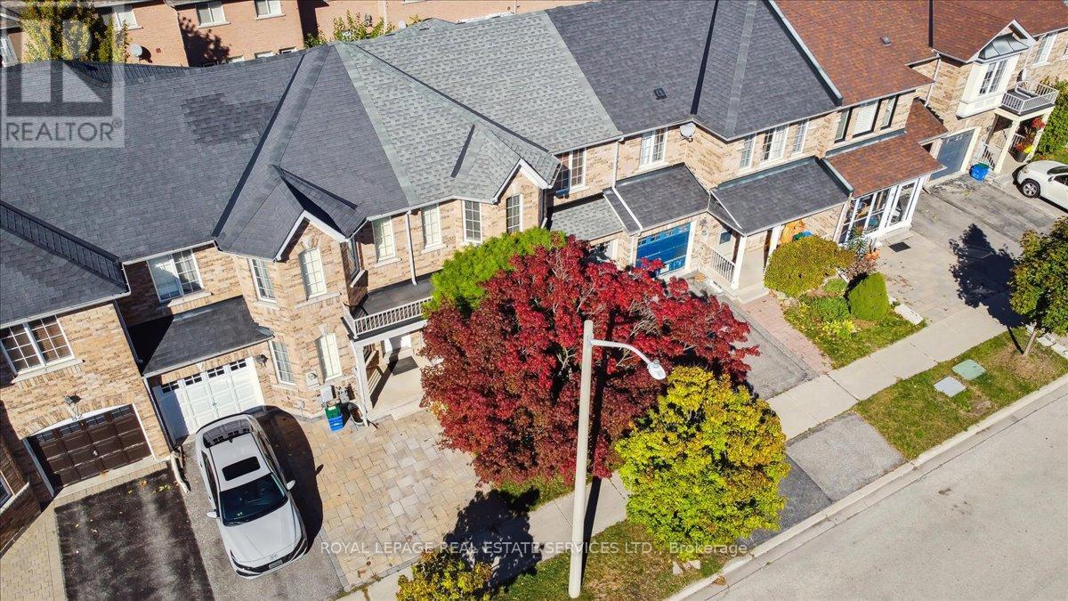 86 Nahanni Drive, Richmond Hill (Langstaff), Ontario  L4B 4L4 - Photo 41 - N12170712
