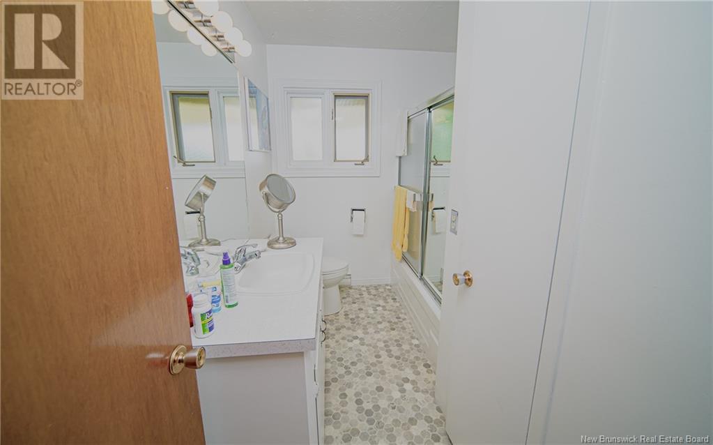 168 Mcgregor Street, Fredericton, New Brunswick  E3G 7V5 - Photo 22 - NB119201