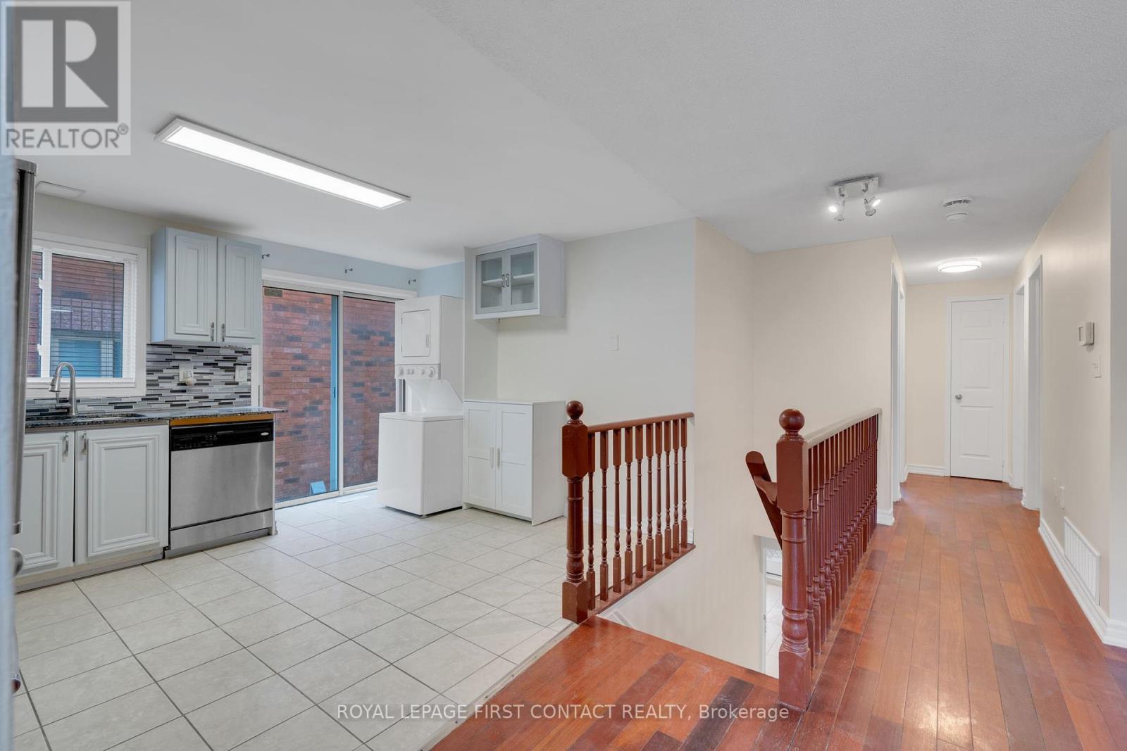 (Main) - 16 Waddington Crescent, Barrie, Ontario  L4N 8C8 - Photo 12 - S12170671