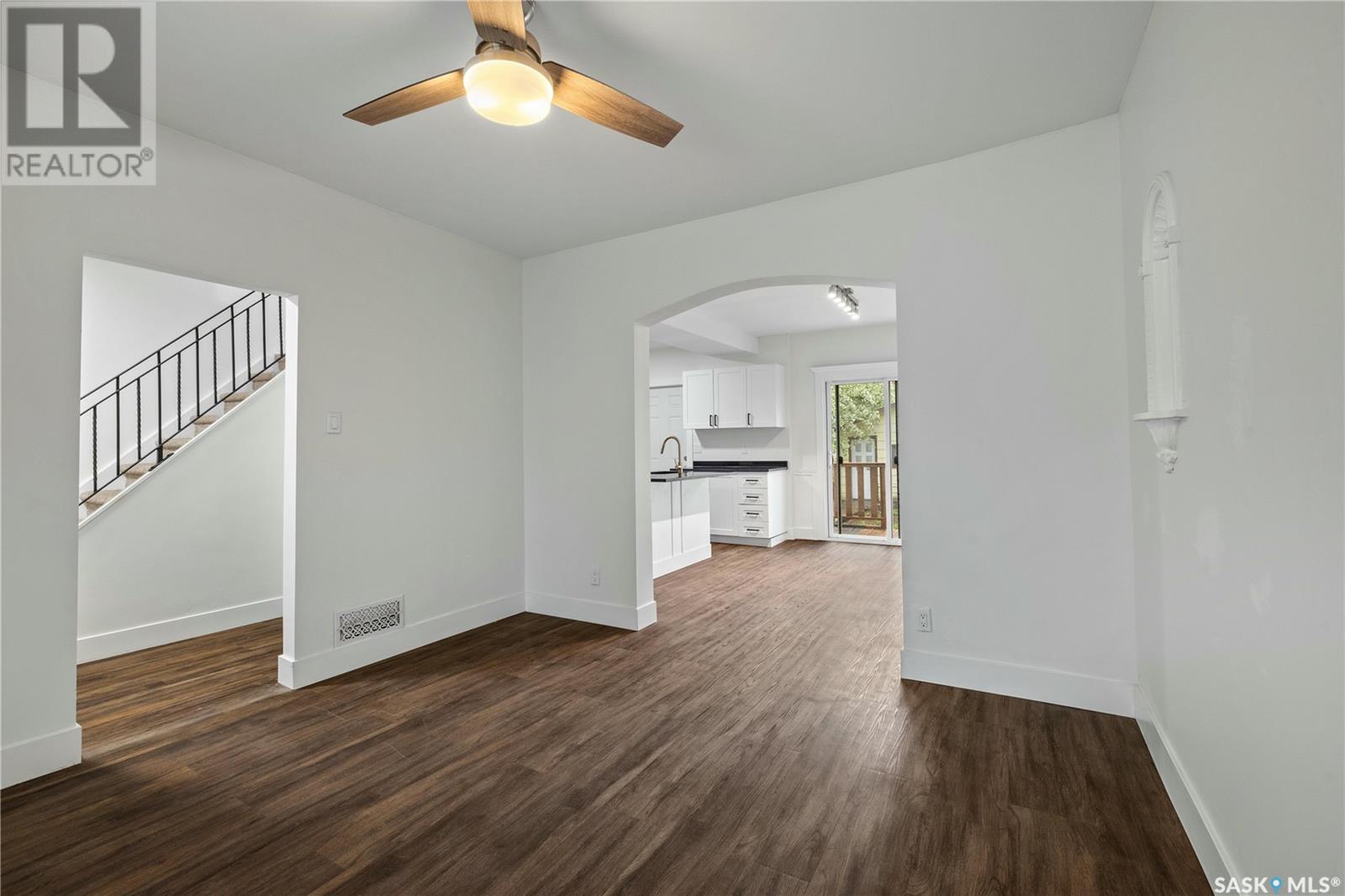 2031 Wallace Street, Regina, Saskatchewan  S4N 4A3 - Photo 4 - SK007018