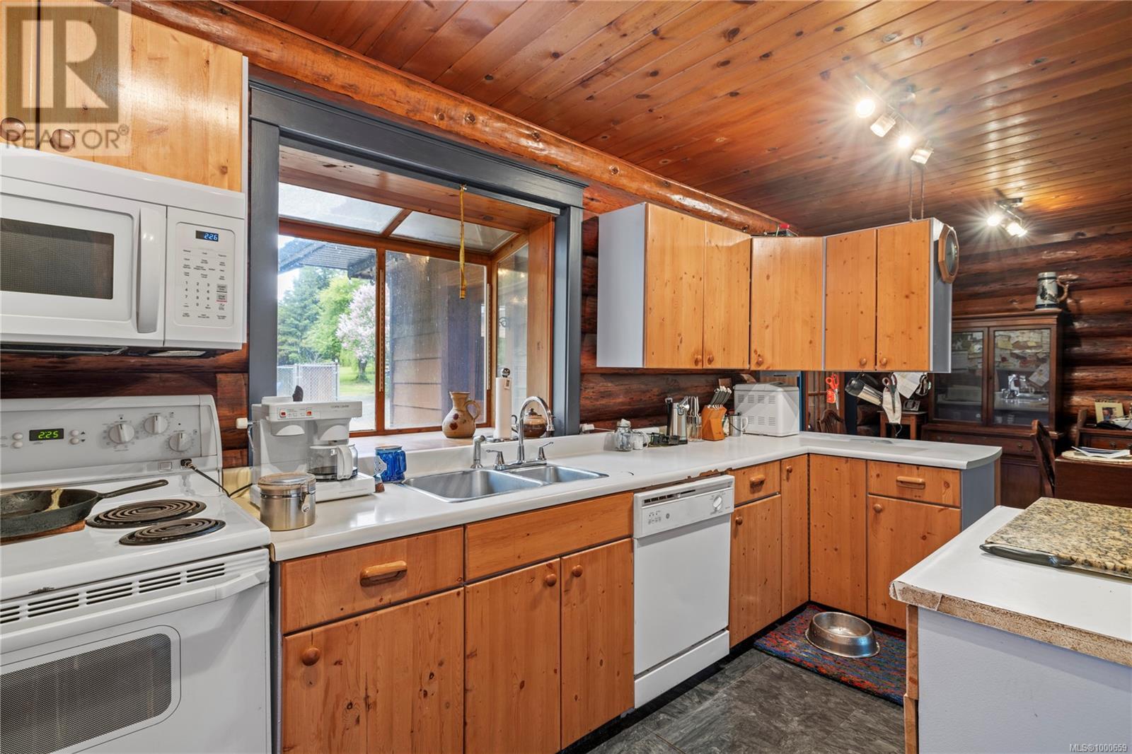 2135 Sun King Rd, Coombs, British Columbia  V0R 1M0 - Photo 17 - 1000659