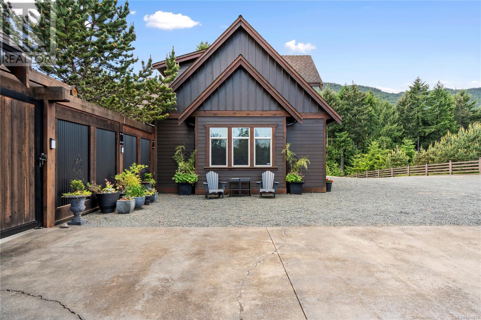 Property at 3237 Ridgeview Pl image 5