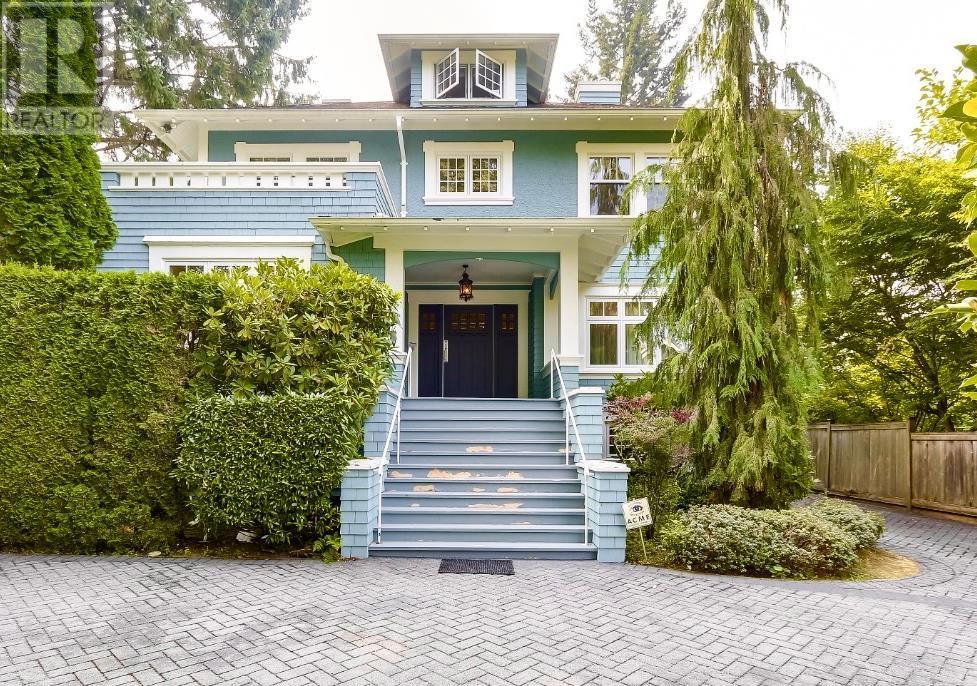 1926 W 17TH AVENUE, Vancouver, British Columbia