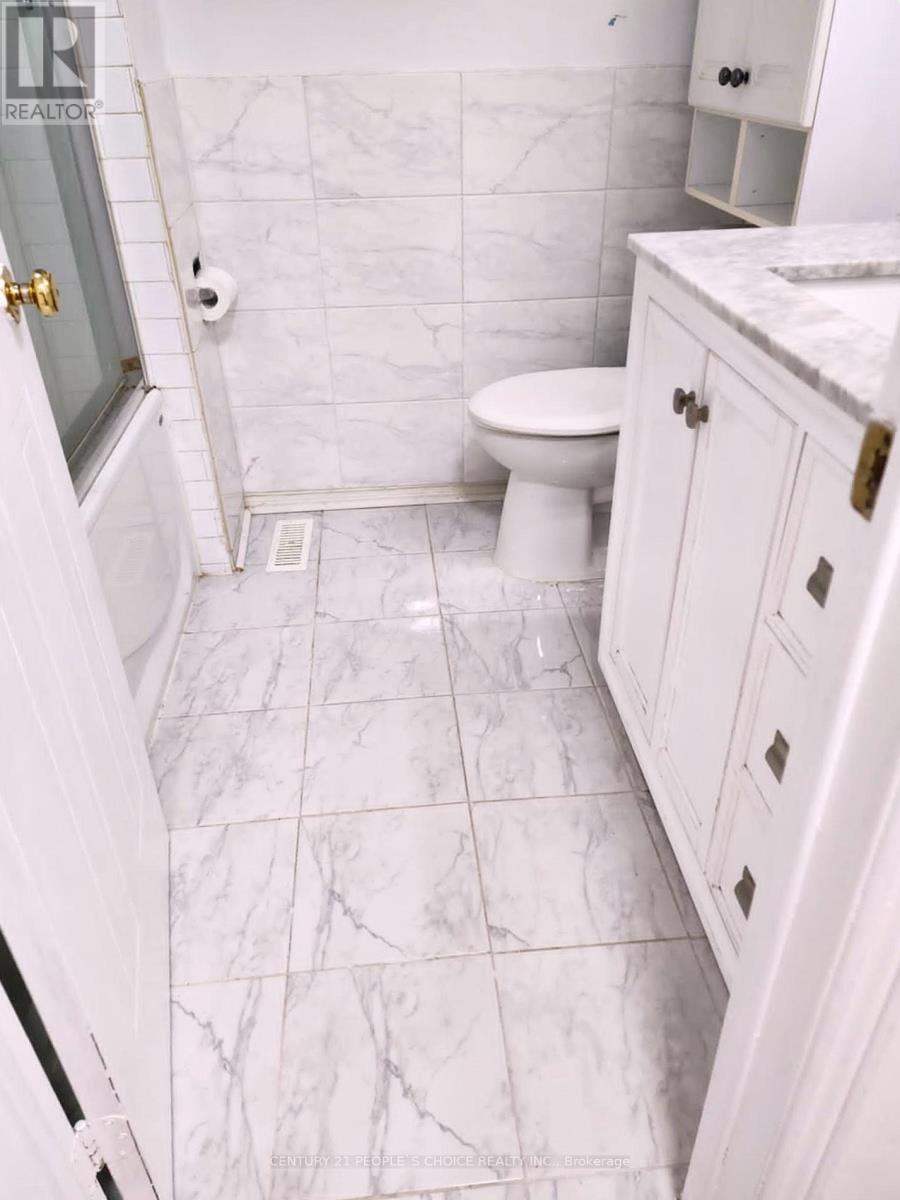 9 Ravenswood Drive, Brampton, Ontario  L6Y 3Y5 - Photo 23 - W12170710