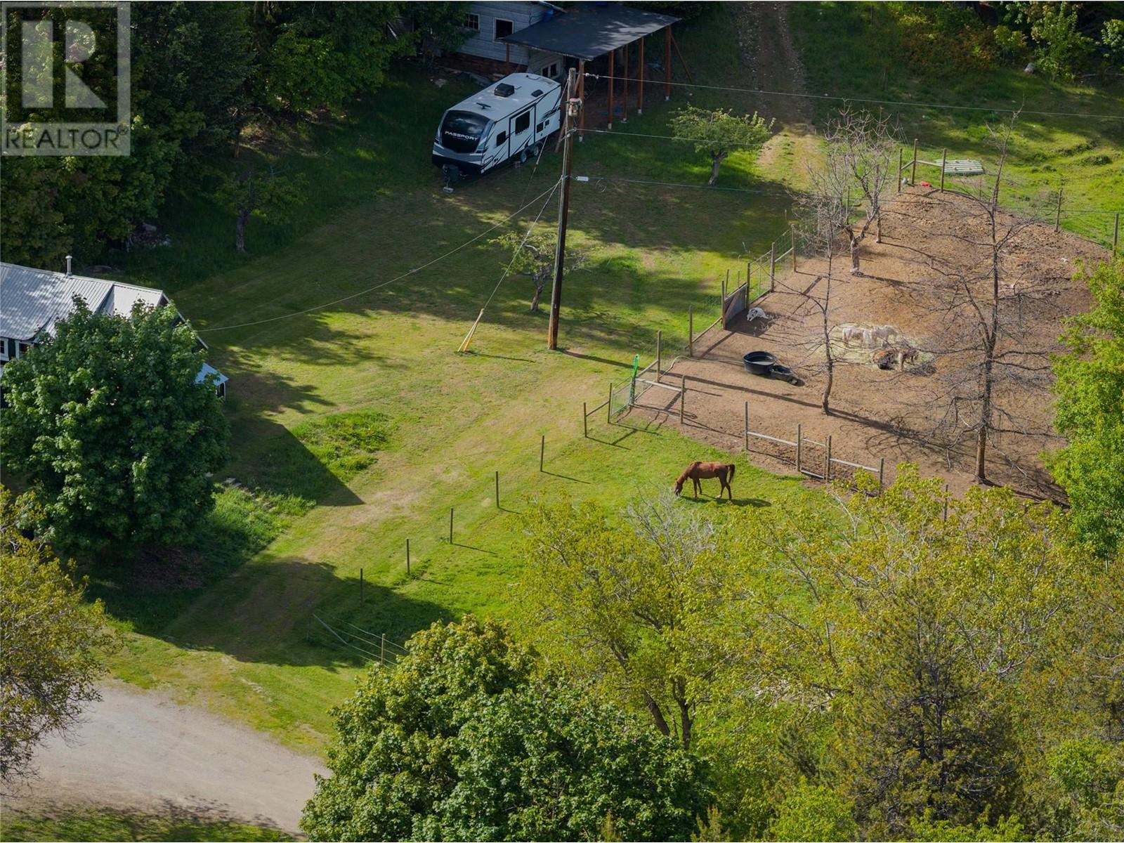 1 MASON Road, Castlegar, BC V1N3Z1