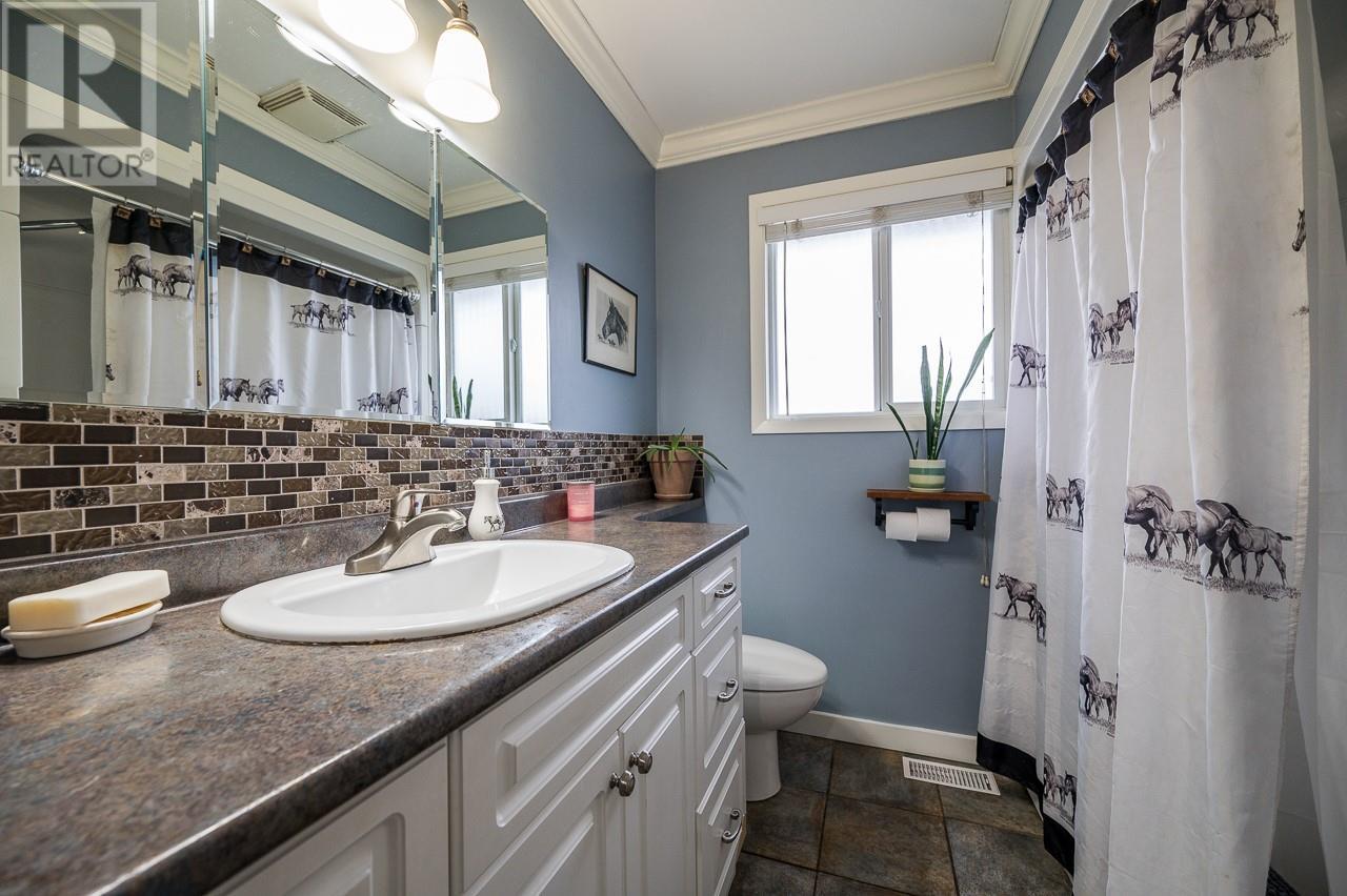 1945 CURLEW Road, Kamloops, BC V2C4H6