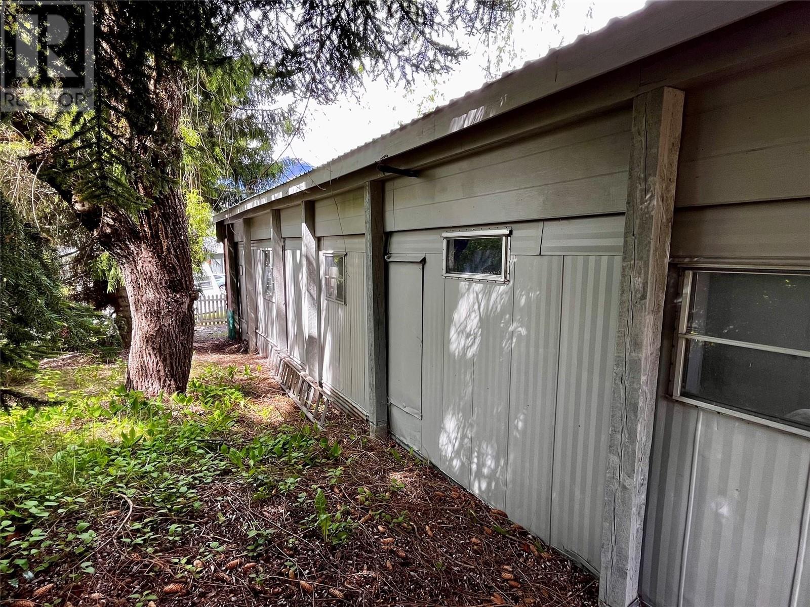 814 Josephine Street, New Denver, BC V0G1S0