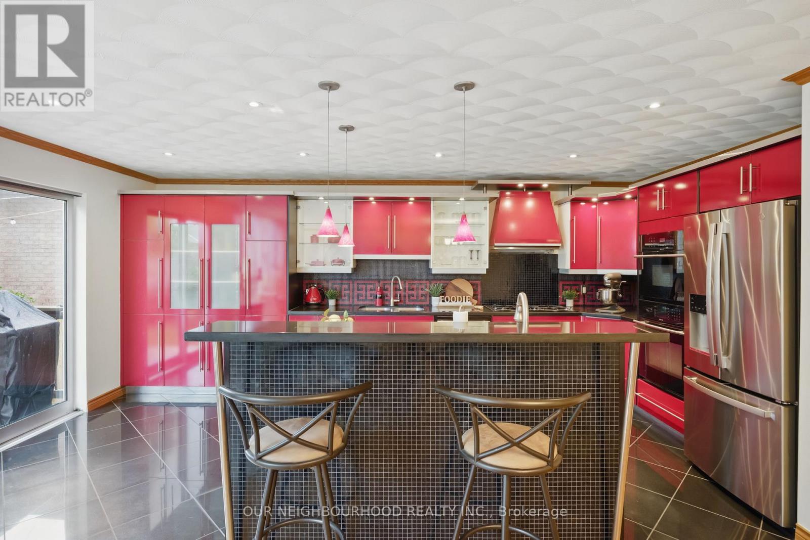 6 Enfield Avenue, Toronto, Ontario  M8W 1T7 - Photo 18 - W12170751