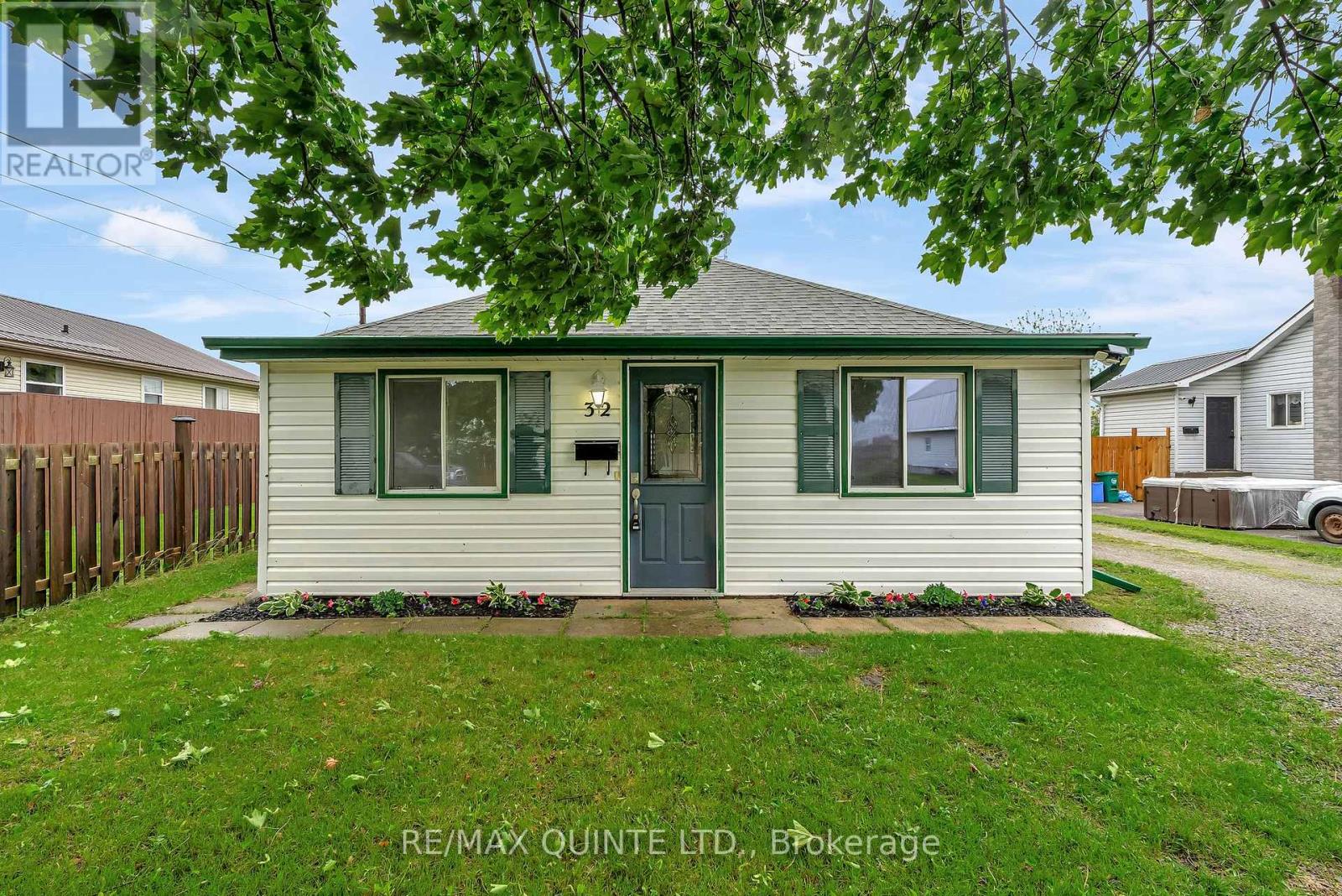 32 TICE CRESCENT, Belleville, Ontario