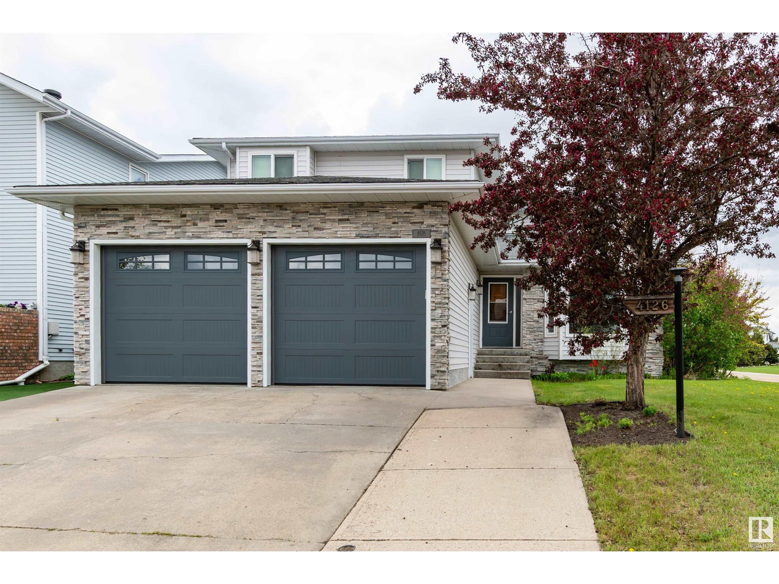 4126 46 ST, Vegreville, Alberta