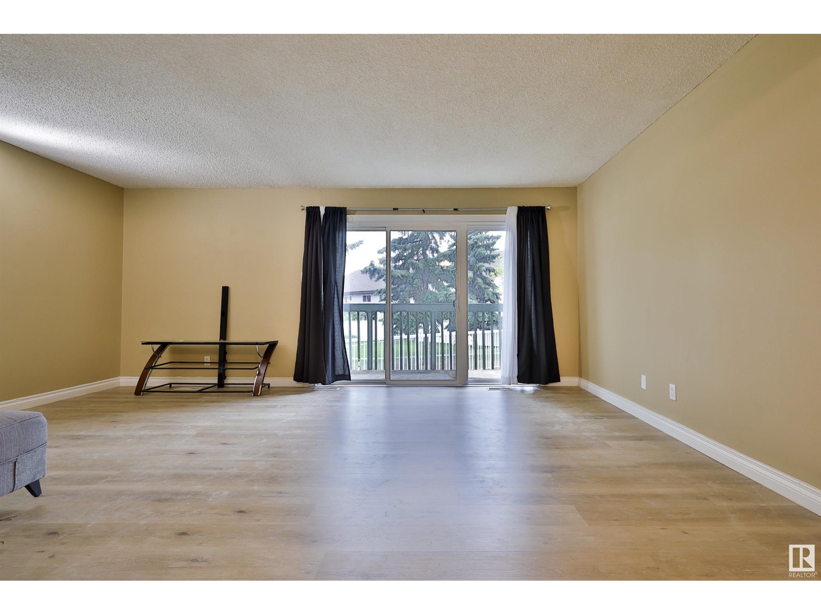 11a Meadowlark Vg Nw, Edmonton, Alberta  T4R 5X3 - Photo 5 - E4438297