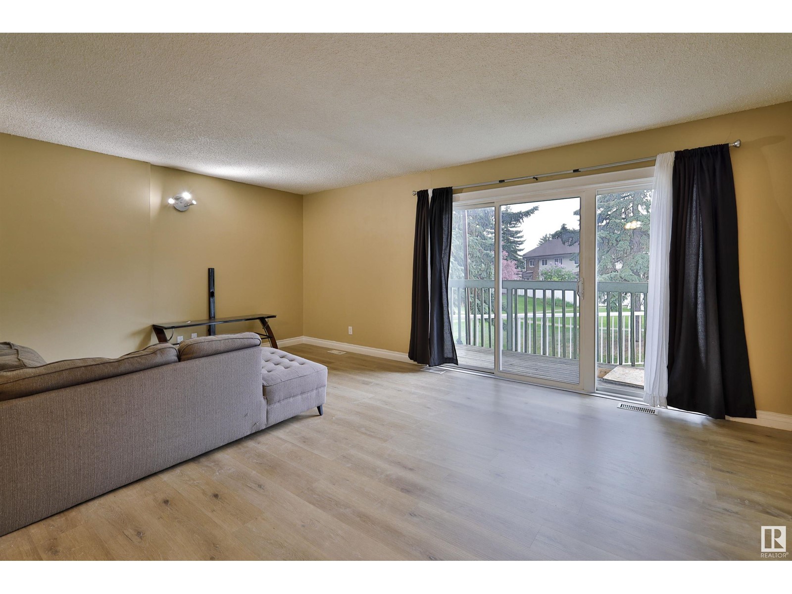 Property at 11A MEADOWLARK VG NW image 3