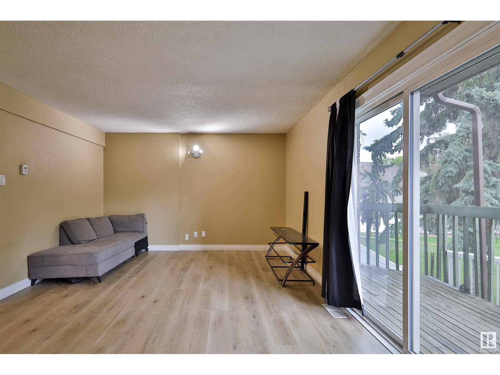 Property at 11A MEADOWLARK VG NW image 4