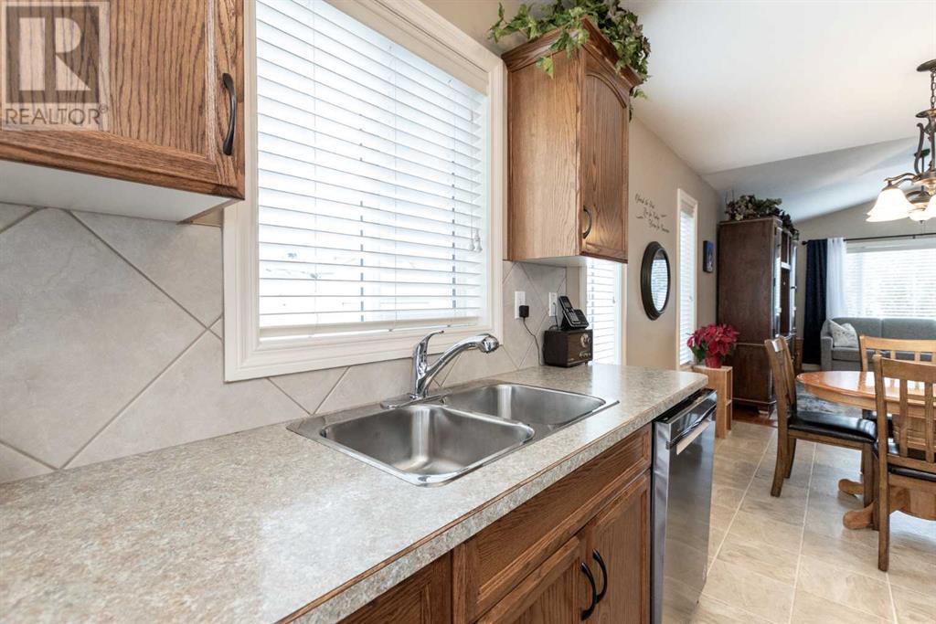 4426 47 Avenueclose, Innisfail, Alberta  T4G 1Y2 - Photo 13 - A2224111