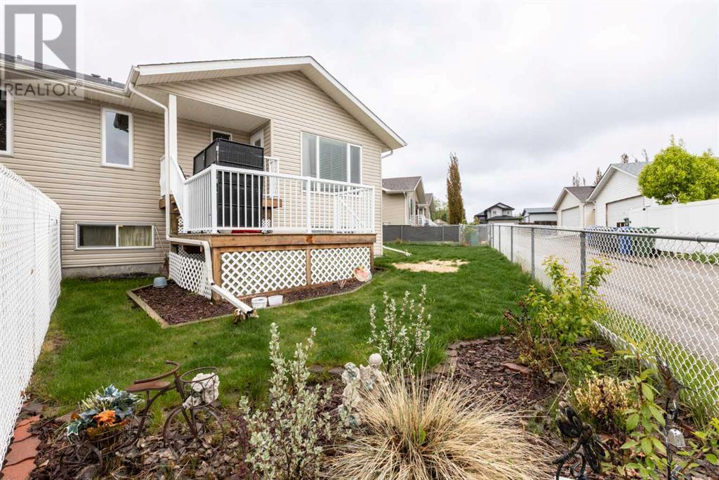 4426 47 Avenueclose, Innisfail, Alberta  T4G 1Y2 - Photo 3 - A2224111