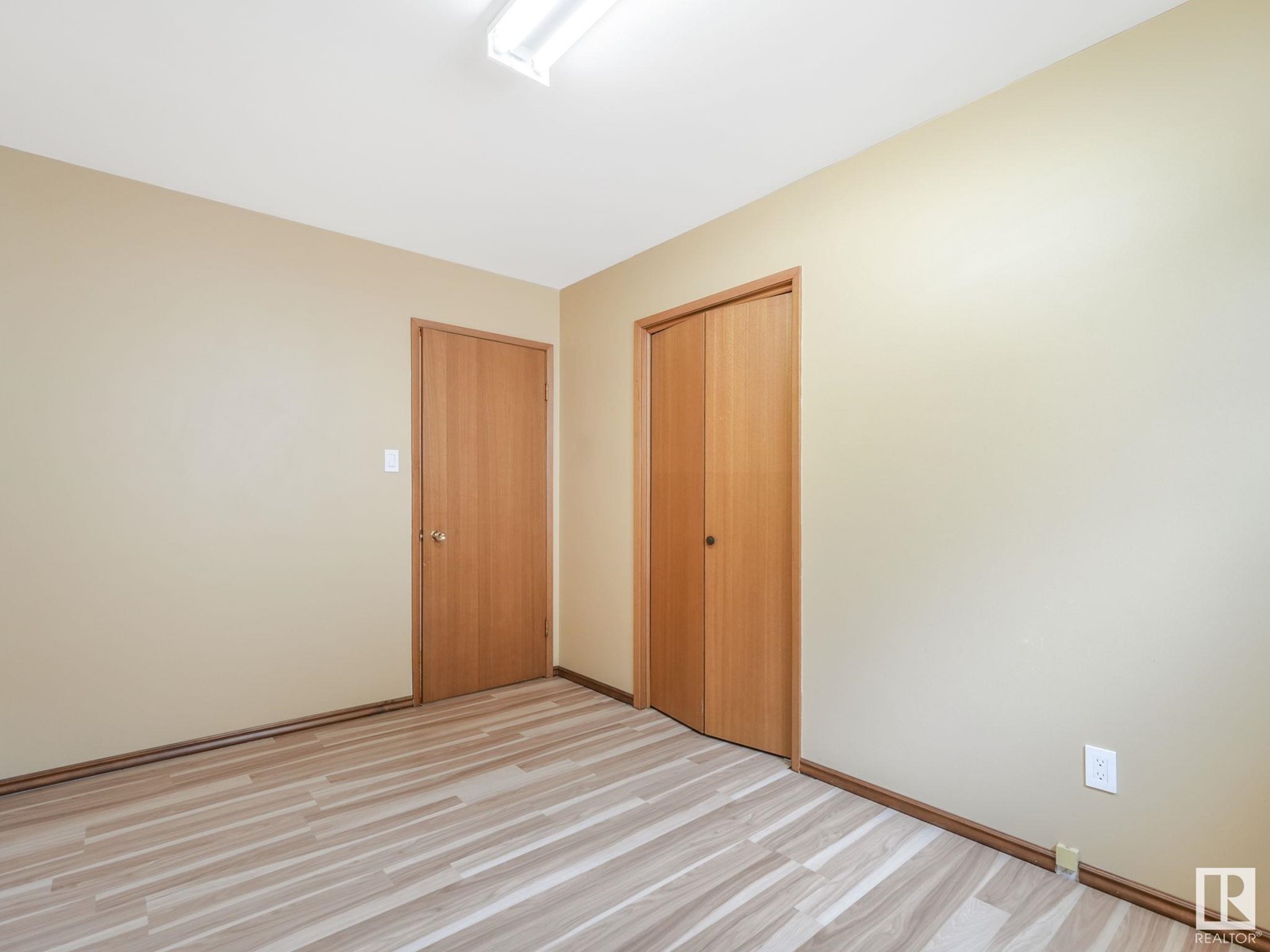 Property at 7847 135A AV NW image 4