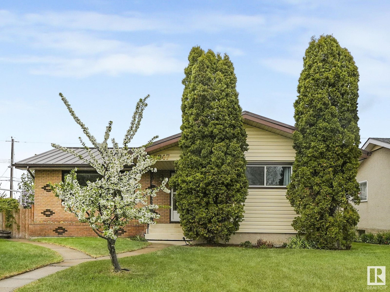 7847 135A AV NW, Edmonton, Alberta