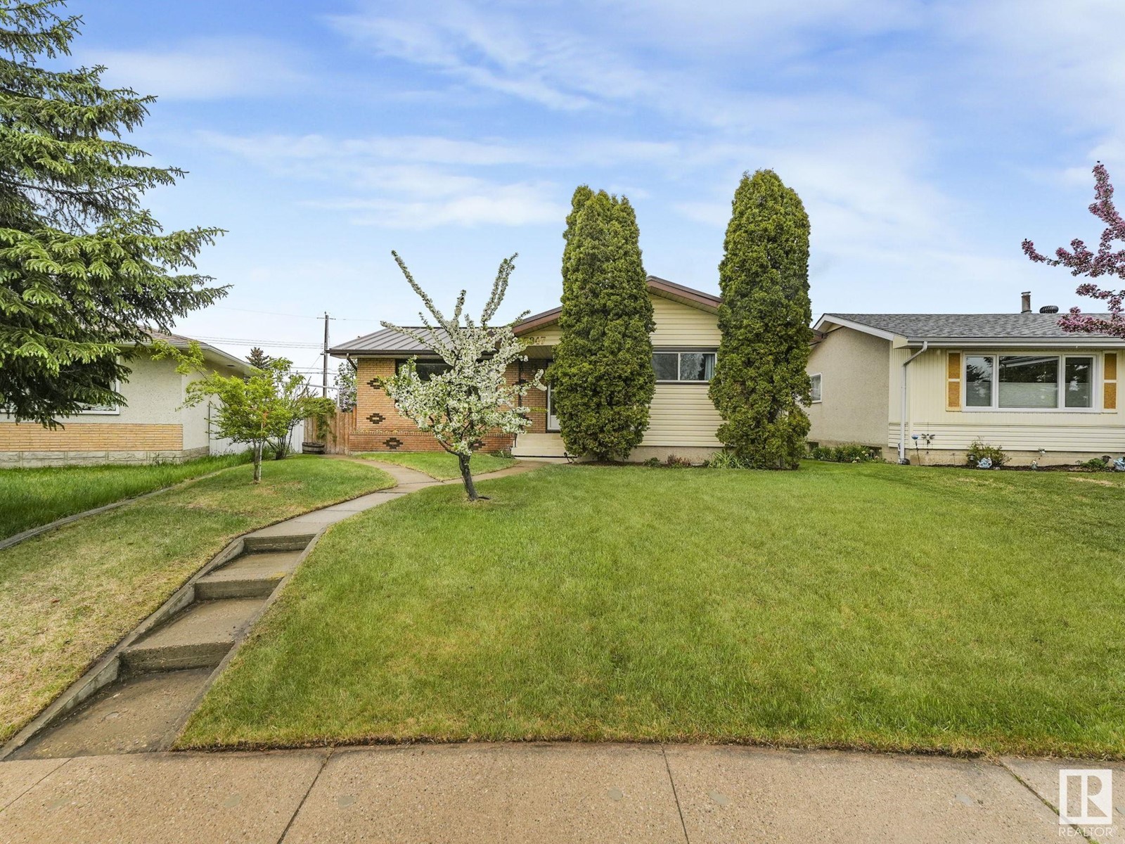 7847 135a Av Nw, Edmonton, Alberta  T5C 2J4 - Photo 3 - E4438299