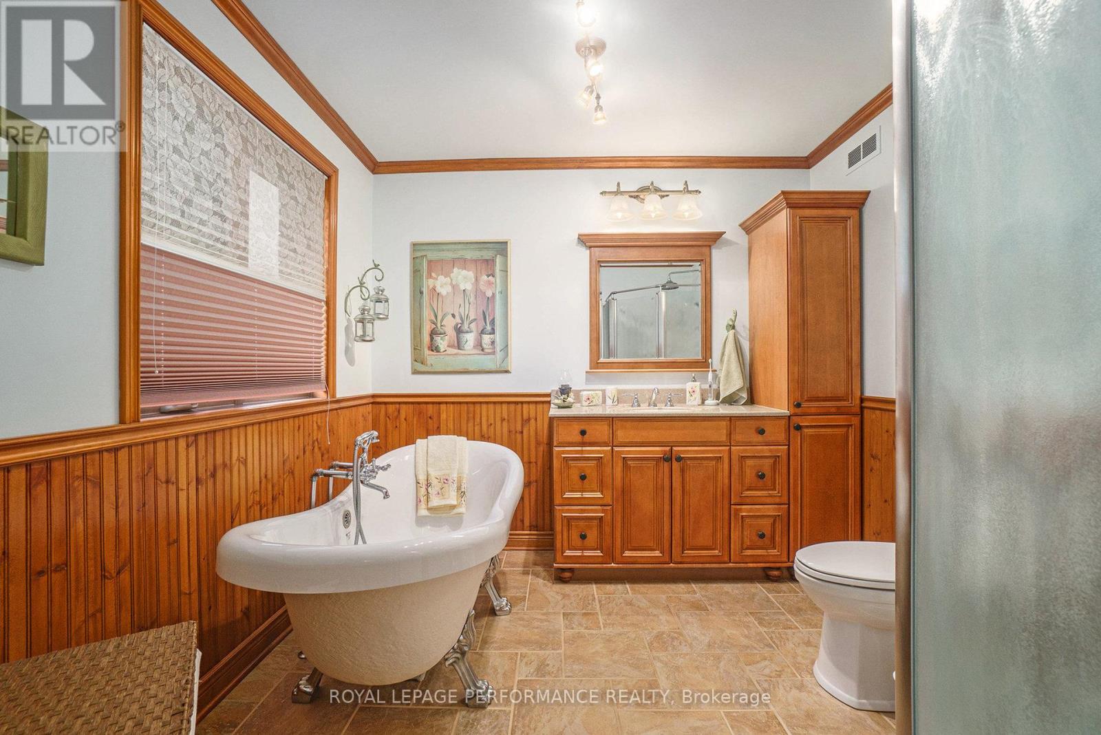 2411 Overdale Drive, Ottawa, Ontario  K4C 1B8 - Photo 18 - X12170673