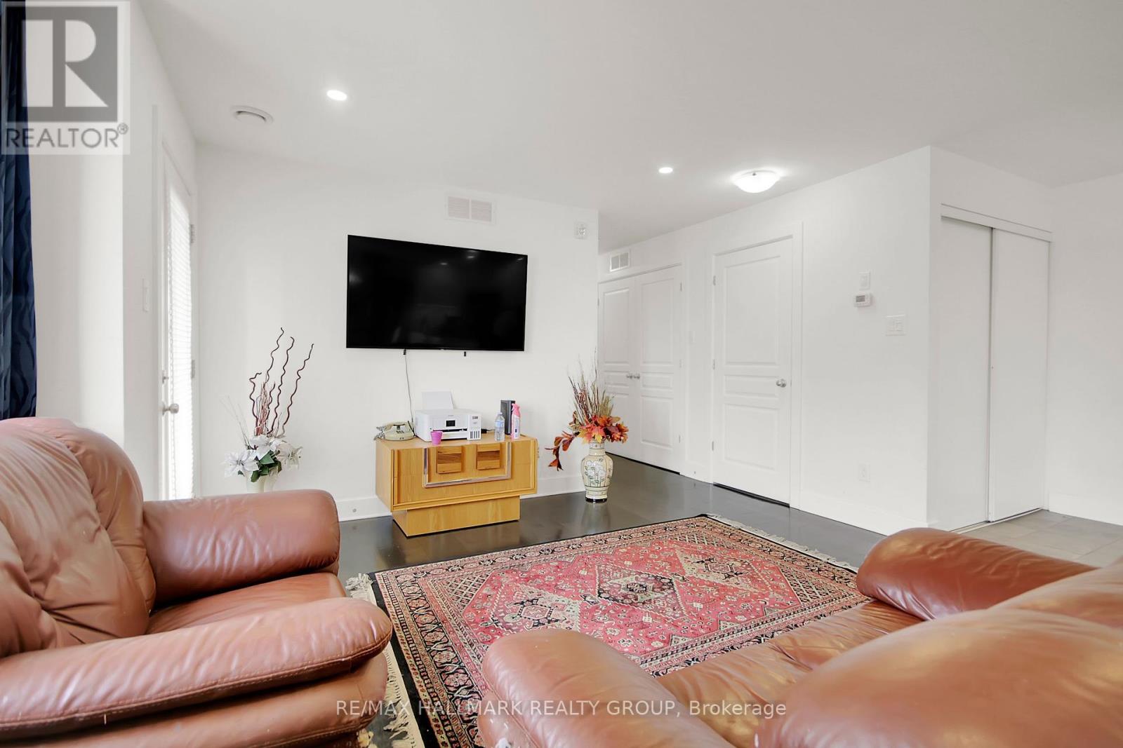 10 - 340 Tribeca Private, Ottawa, Ontario  K2J 6B4 - Photo 31 - X12170763