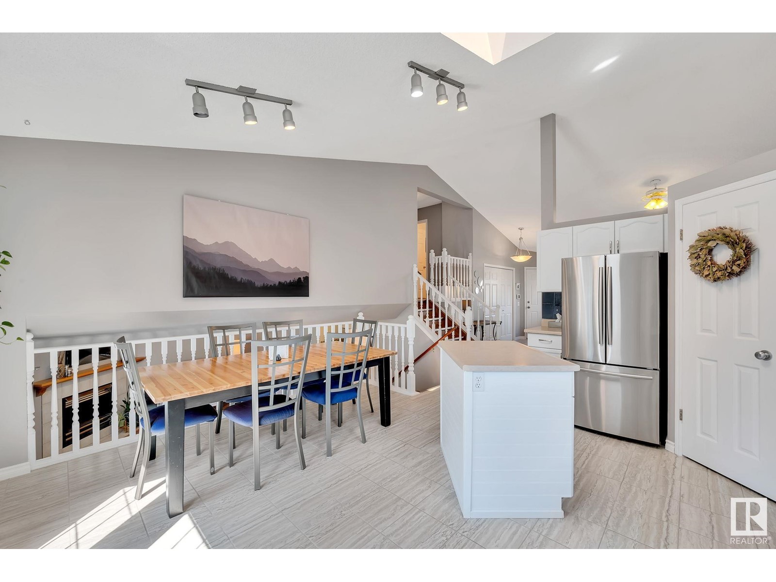 6011 159 Av Nw, Edmonton, Alberta  T5Y 2P4 - Photo 11 - E4438265