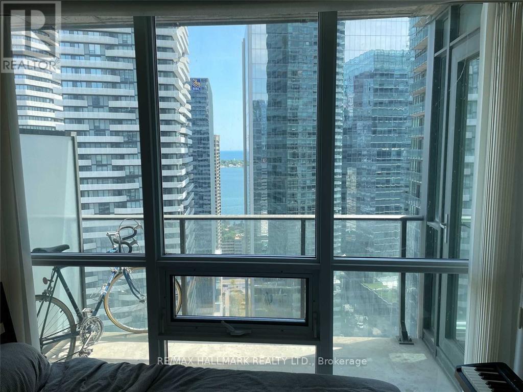 3001 - 65 Bremner Boulevard, Toronto, Ontario  M5J 0A7 - Photo 8 - C12170765