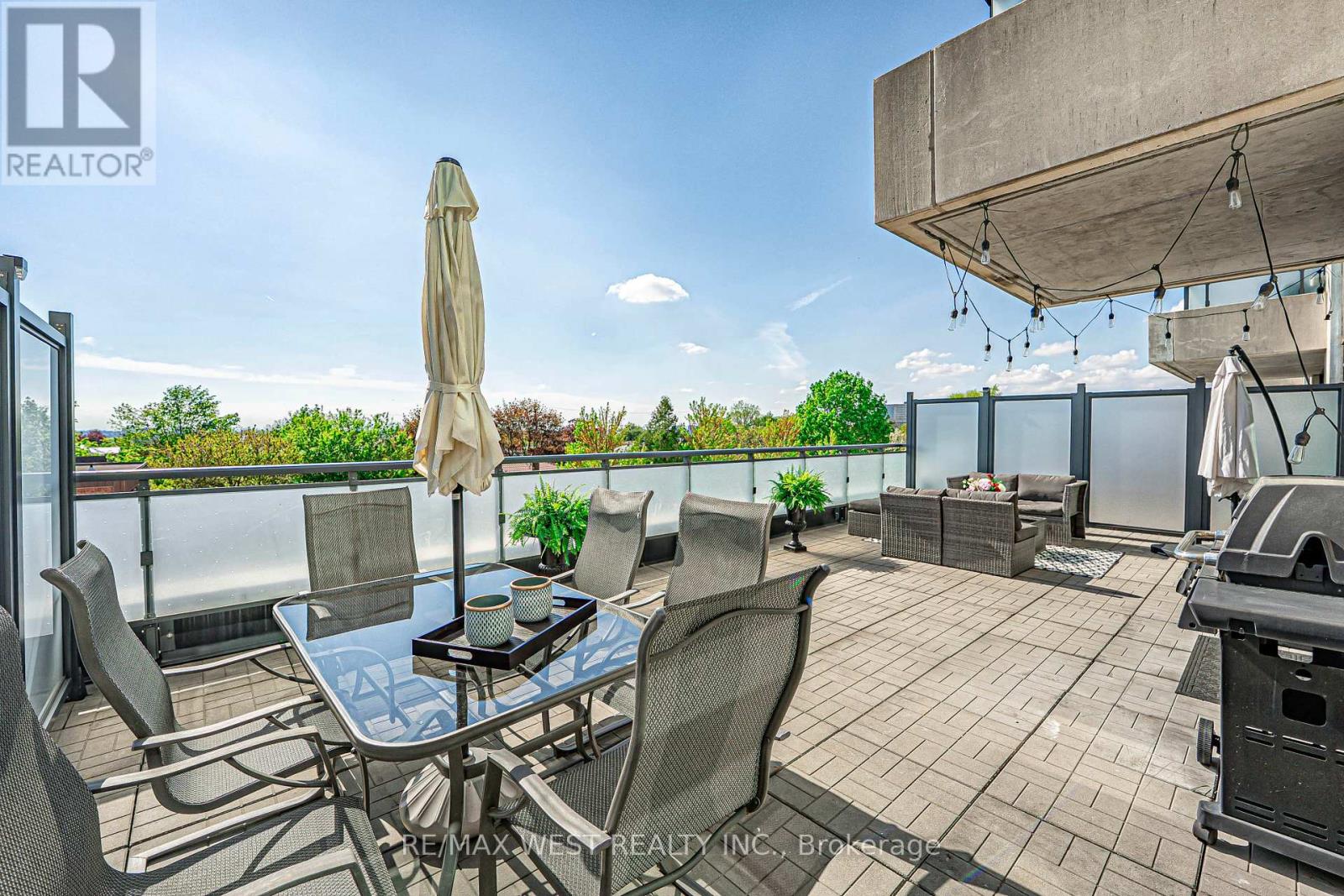 223 - 2522 Keele Street, Toronto, Ontario  M6L 2N8 - Photo 1 - W12158371