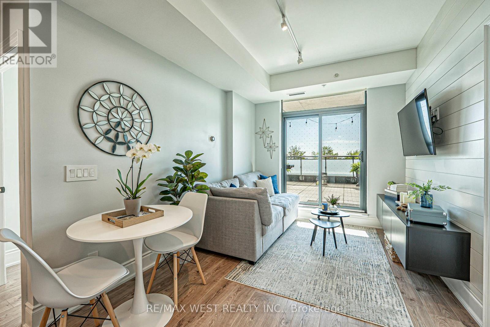 223 - 2522 Keele Street, Toronto, Ontario  M6L 2N8 - Photo 9 - W12158371