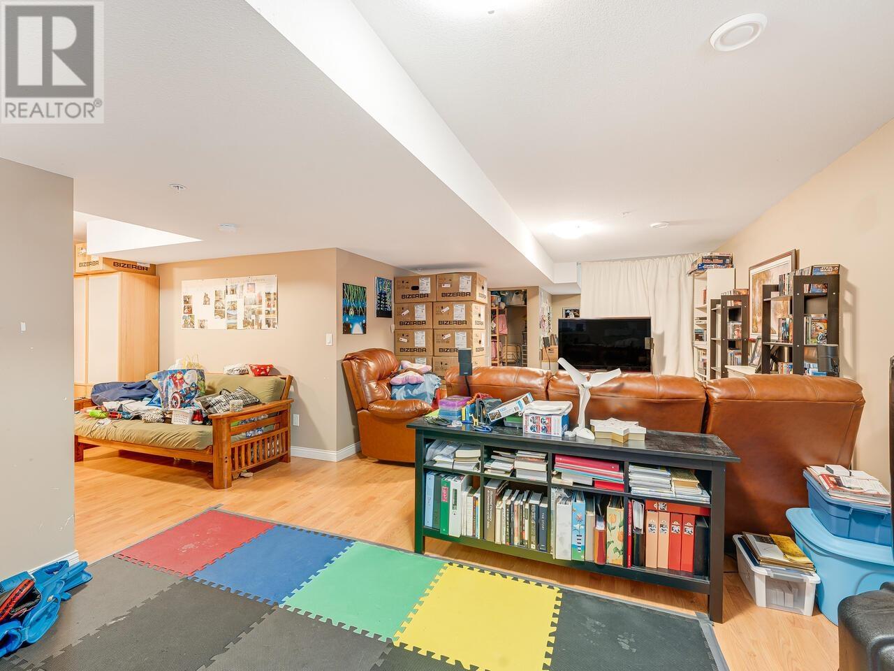 4027 Joseph, Port Coquitlam, British Columbia  V3B 0C2 - Photo 24 - R3002529