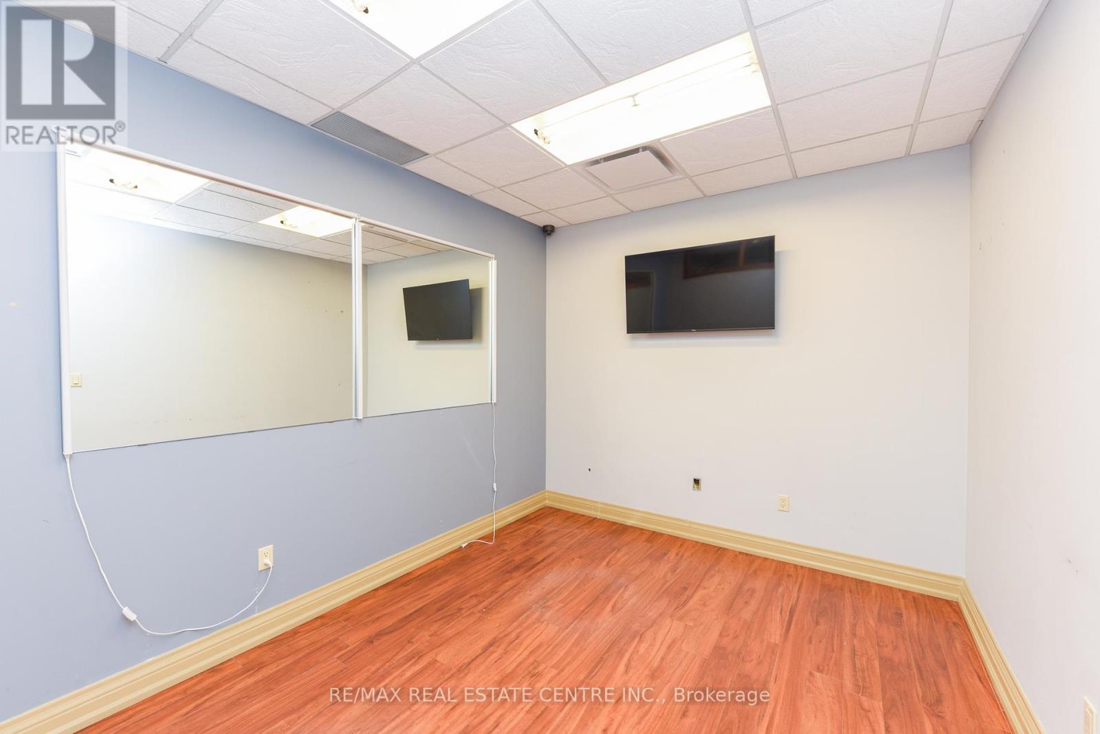 2 - 360 Revus Avenue, Mississauga, Ontario  L5G 4S4 - Photo 10 - W12170737