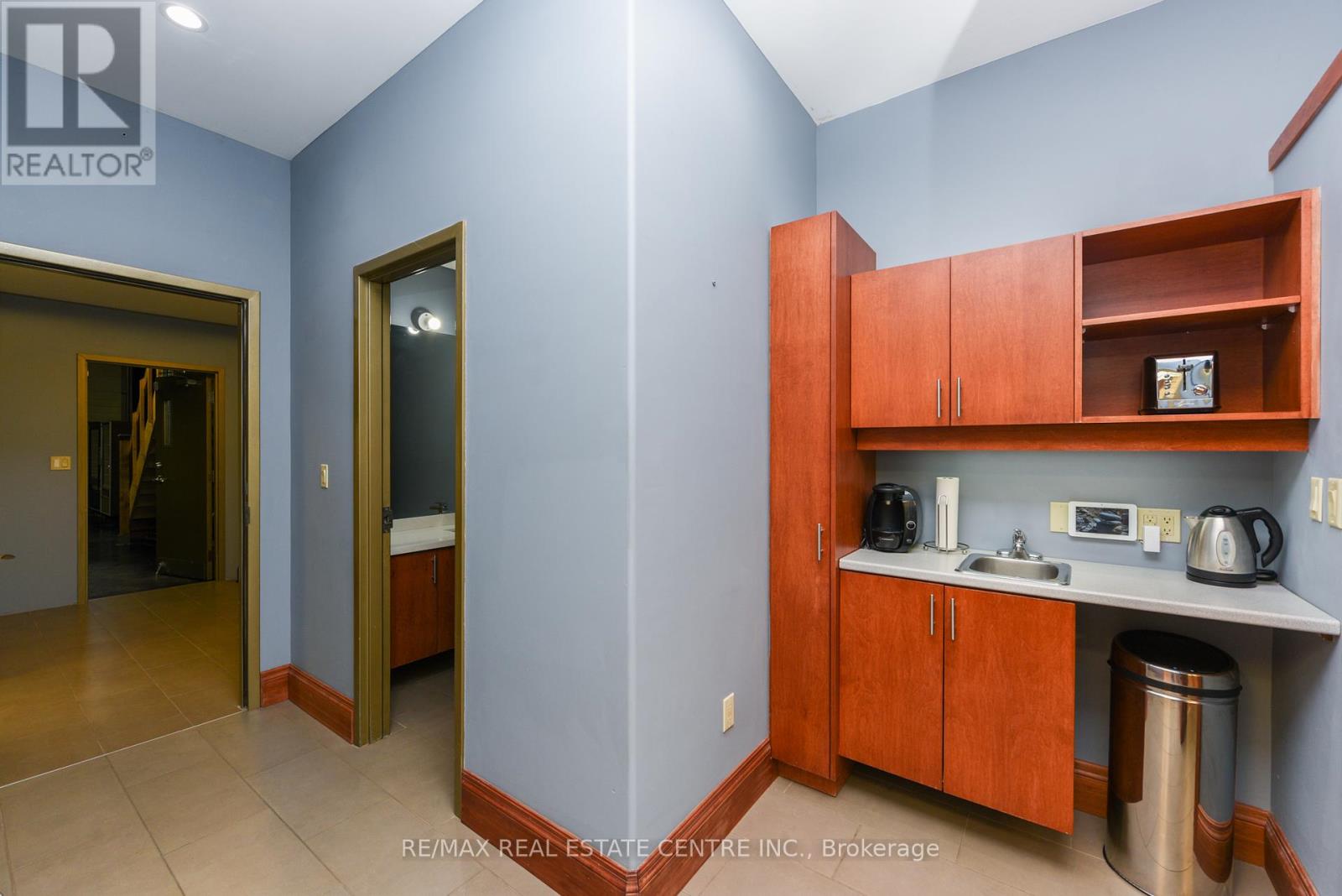 2 - 360 Revus Avenue, Mississauga, Ontario  L5G 4S4 - Photo 12 - W12170737