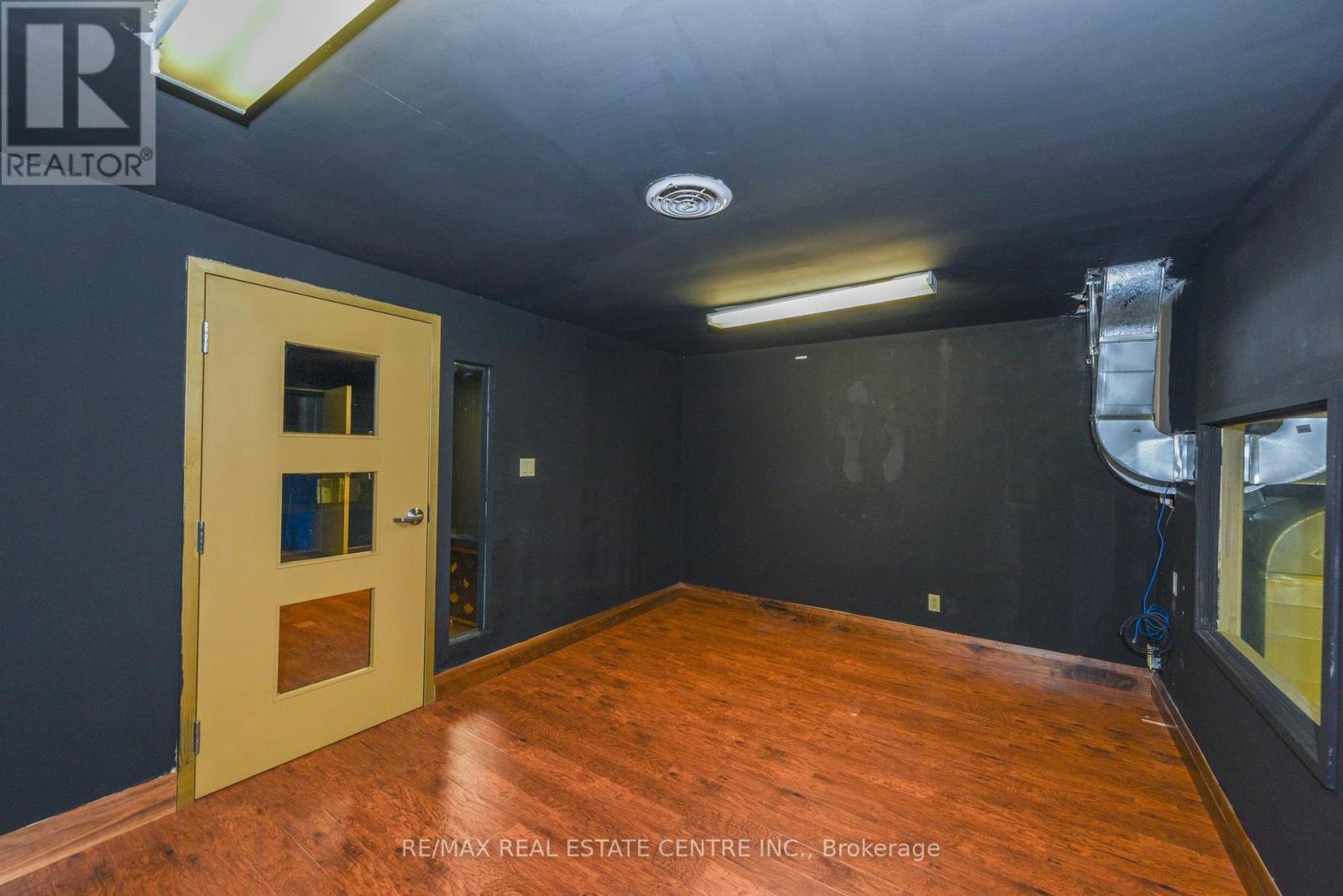 2 - 360 Revus Avenue, Mississauga, Ontario  L5G 4S4 - Photo 27 - W12170737