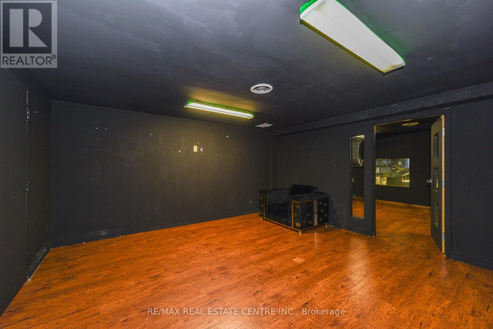 2 - 360 Revus Avenue, Mississauga, Ontario  L5G 4S4 - Photo 29 - W12170737