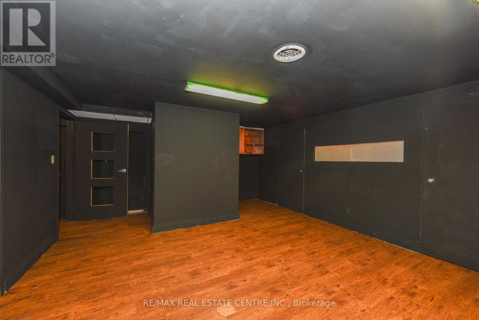 2 - 360 Revus Avenue, Mississauga, Ontario  L5G 4S4 - Photo 32 - W12170737