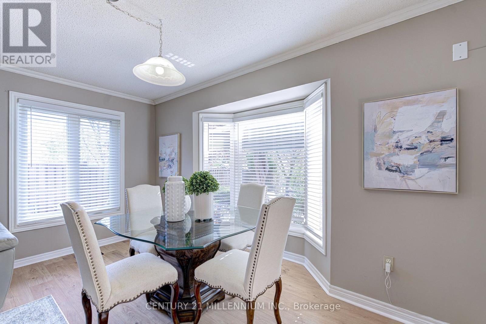 180 Pressed Brick Drive, Brampton, Ontario  L6V 4K6 - Photo 11 - W12170768