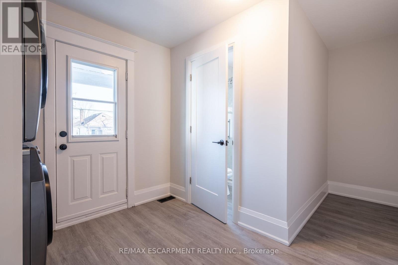 33 Dalkeith Avenue, Hamilton, Ontario  L8L 3J3 - Photo 12 - X12170739