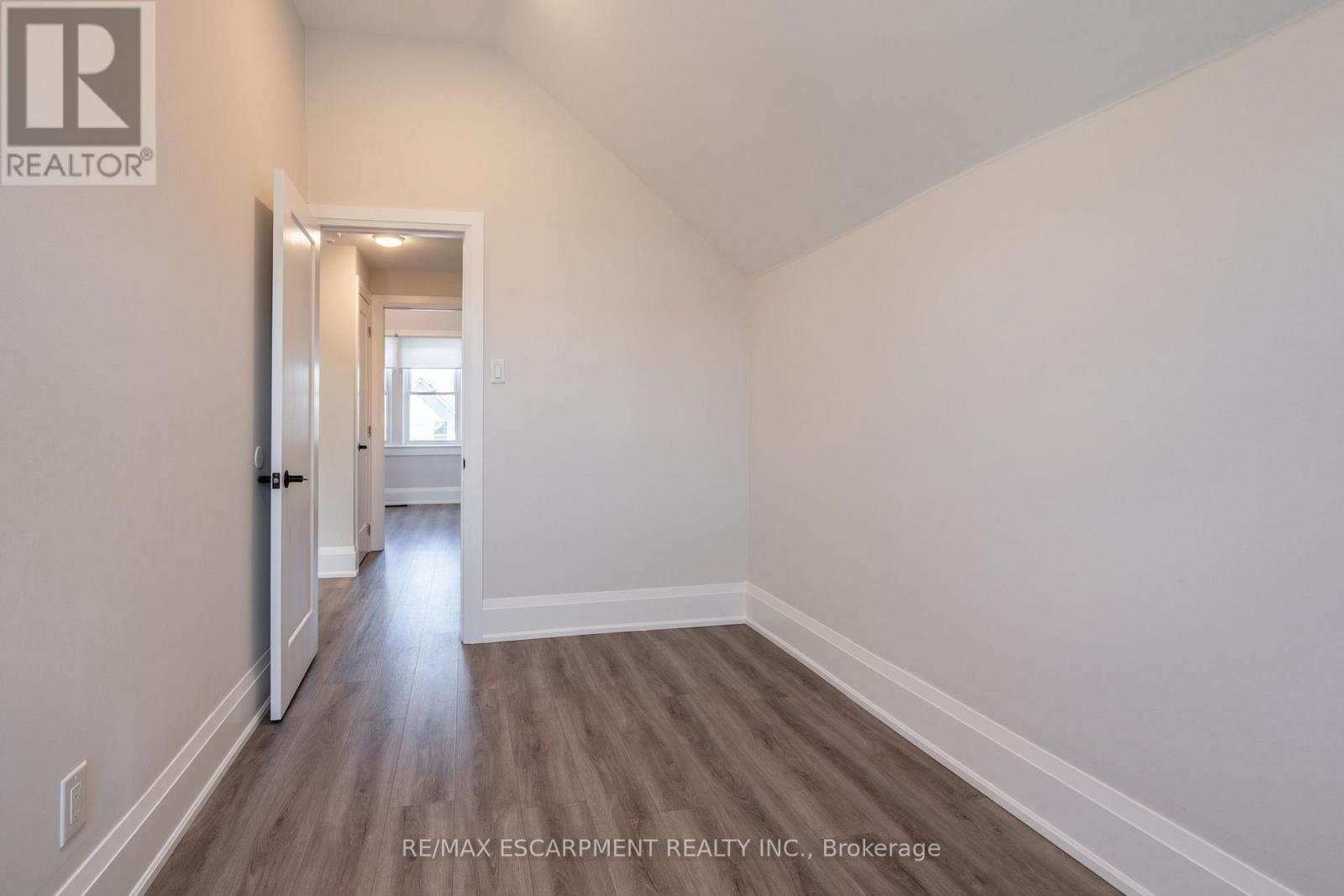 33 Dalkeith Avenue, Hamilton, Ontario  L8L 3J3 - Photo 23 - X12170739