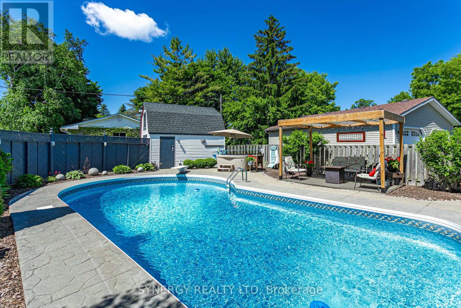 154 Water Street, Southwest Middlesex, Ontario  N0L 1M0 - Photo 23 - X12170807
