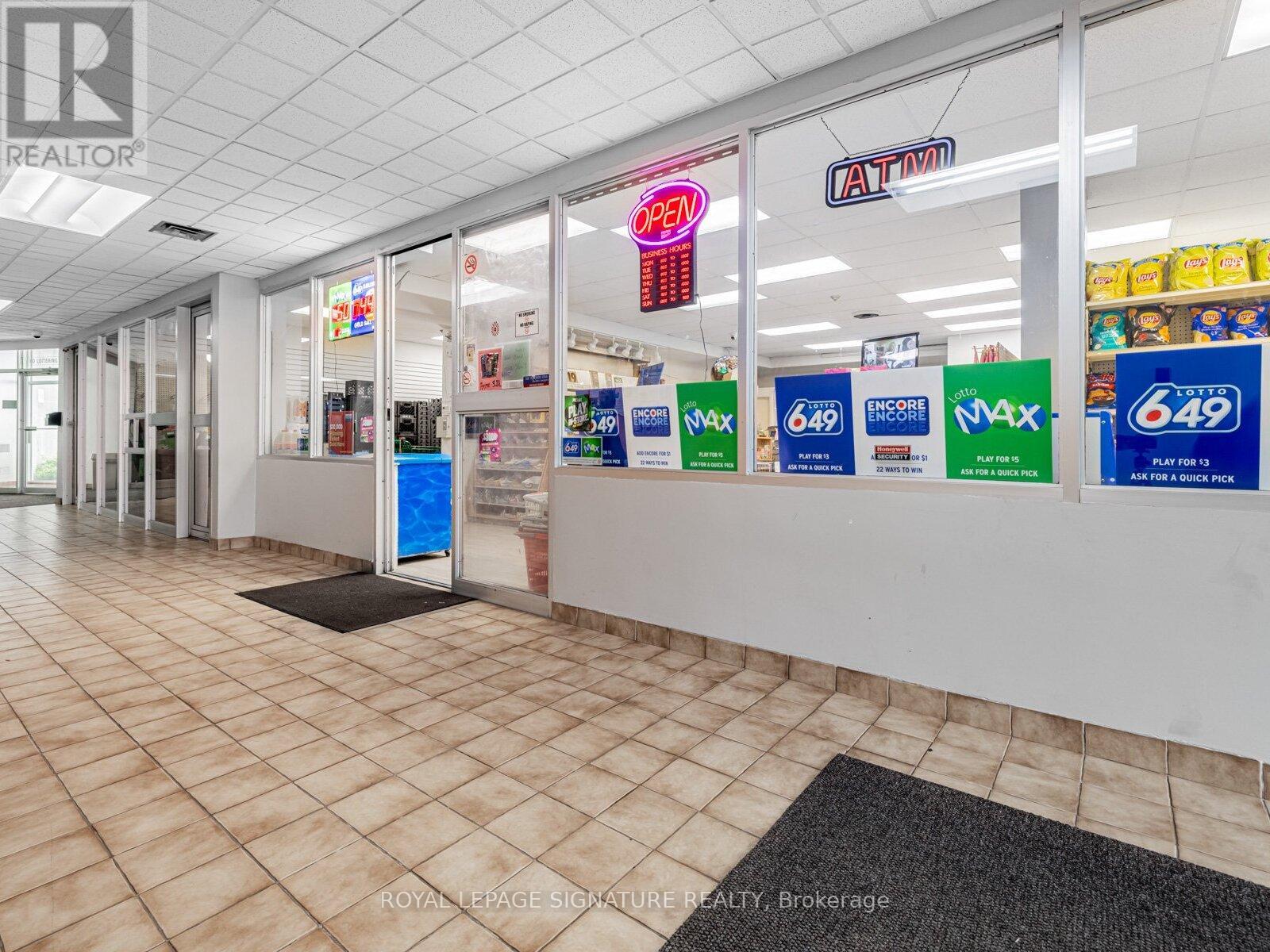 915 - 60 Pavane Linkway, Toronto (Flemingdon Park), Ontario  M3C 1A2 - Photo 31 - C12168828