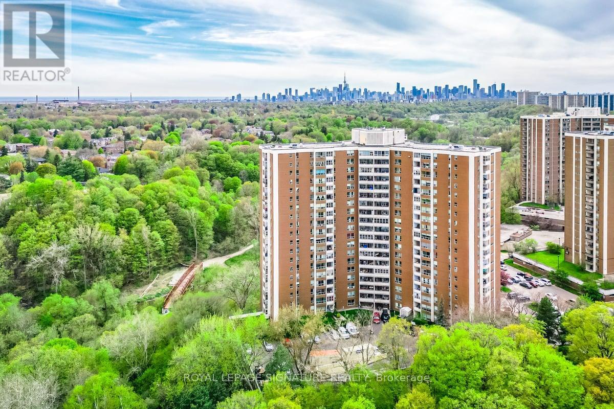915 - 60 Pavane Linkway, Toronto (Flemingdon Park), Ontario  M3C 1A2 - Photo 40 - C12168828