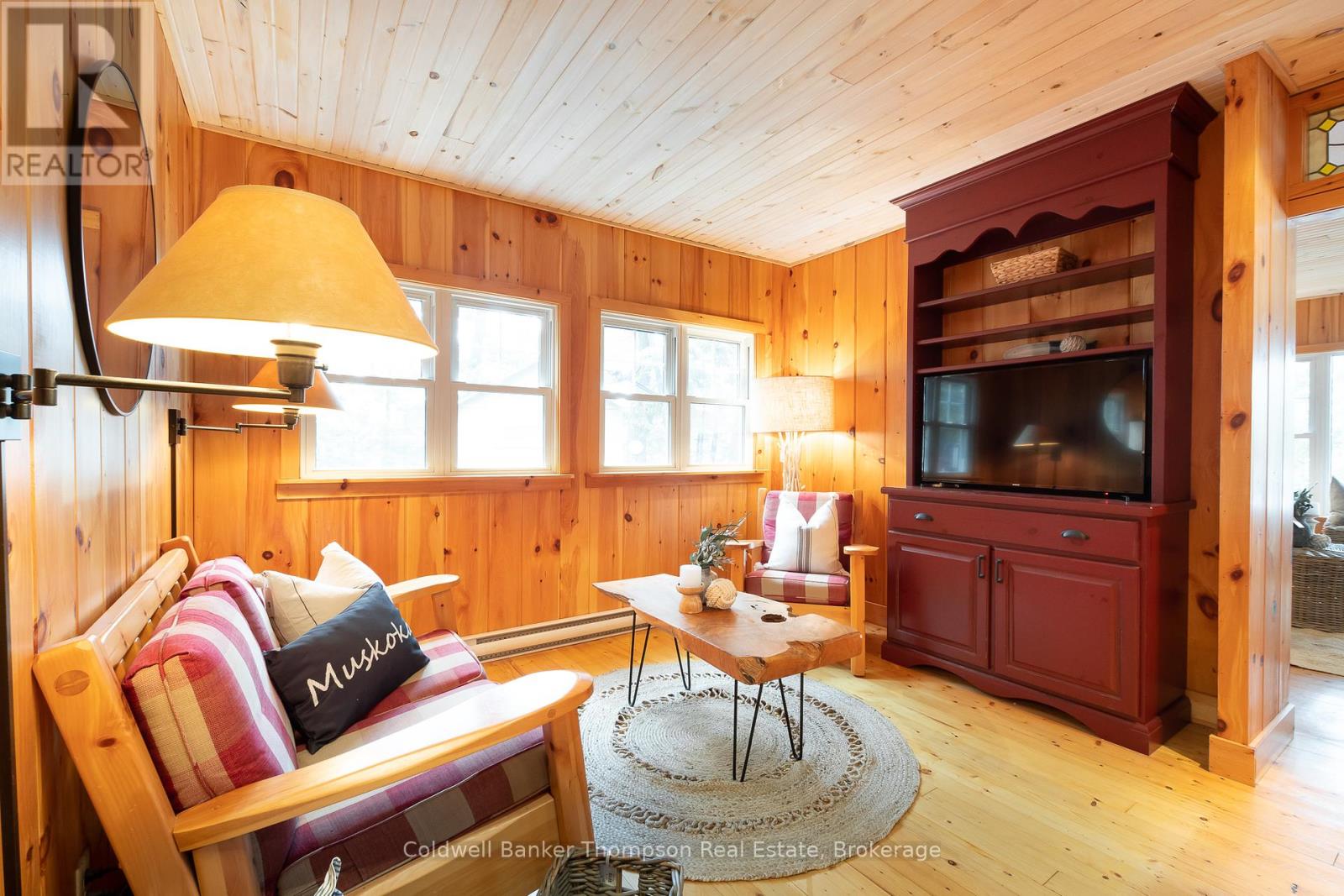 309 West Waseosa Lake Road, Huntsville, Ontario  P1H 2N5 - Photo 9 - X12170772