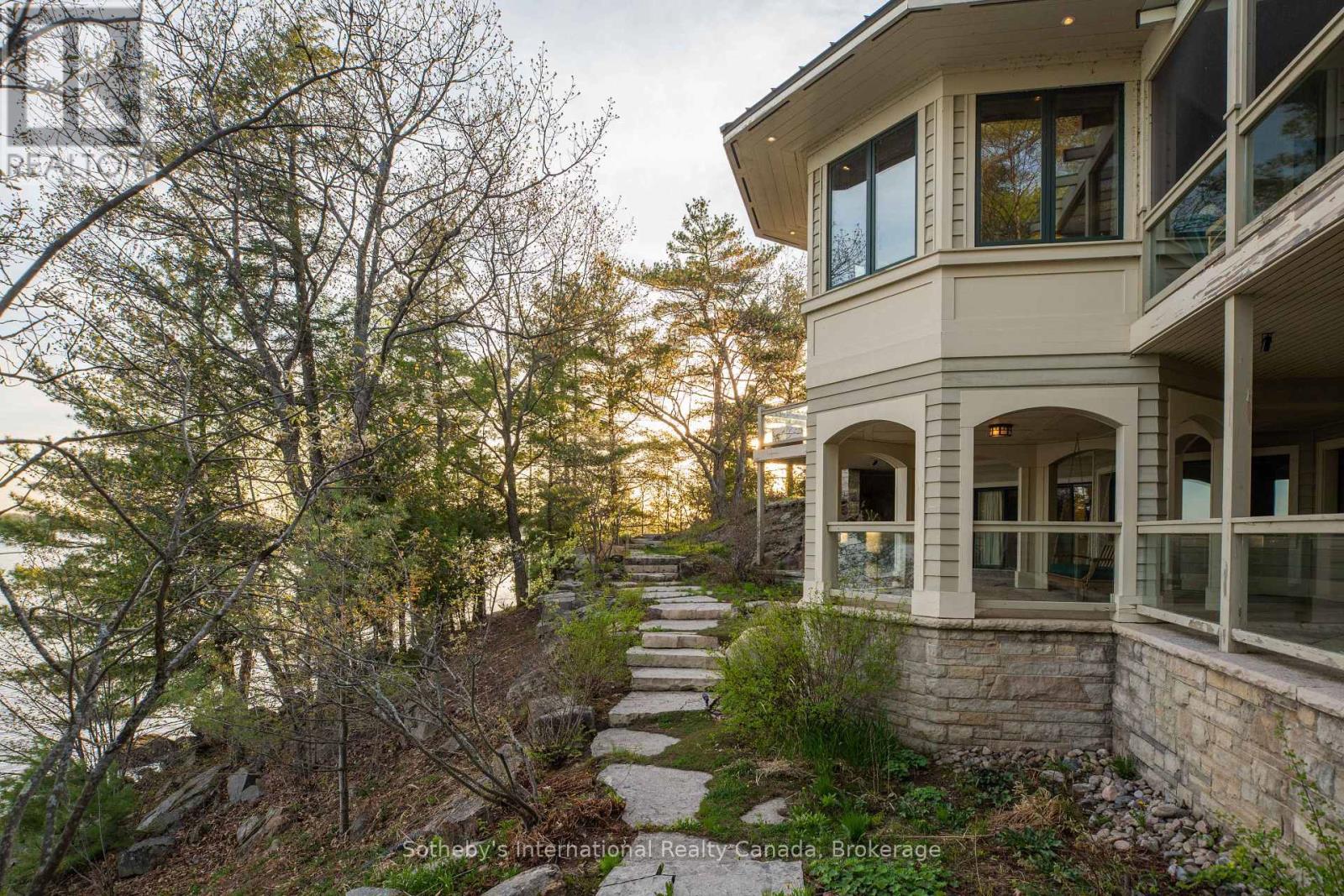 1250 Waldmere Road, Bracebridge, Ontario  P1L 1W8 - Photo 35 - X12170787