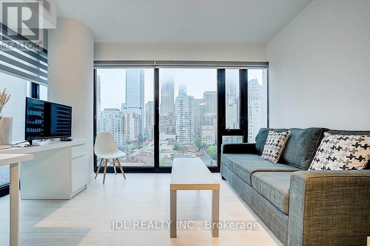 1202 - 188 Cumberland Street, Toronto, Ontario  M5R 2G3 - Photo 8 - C12170822