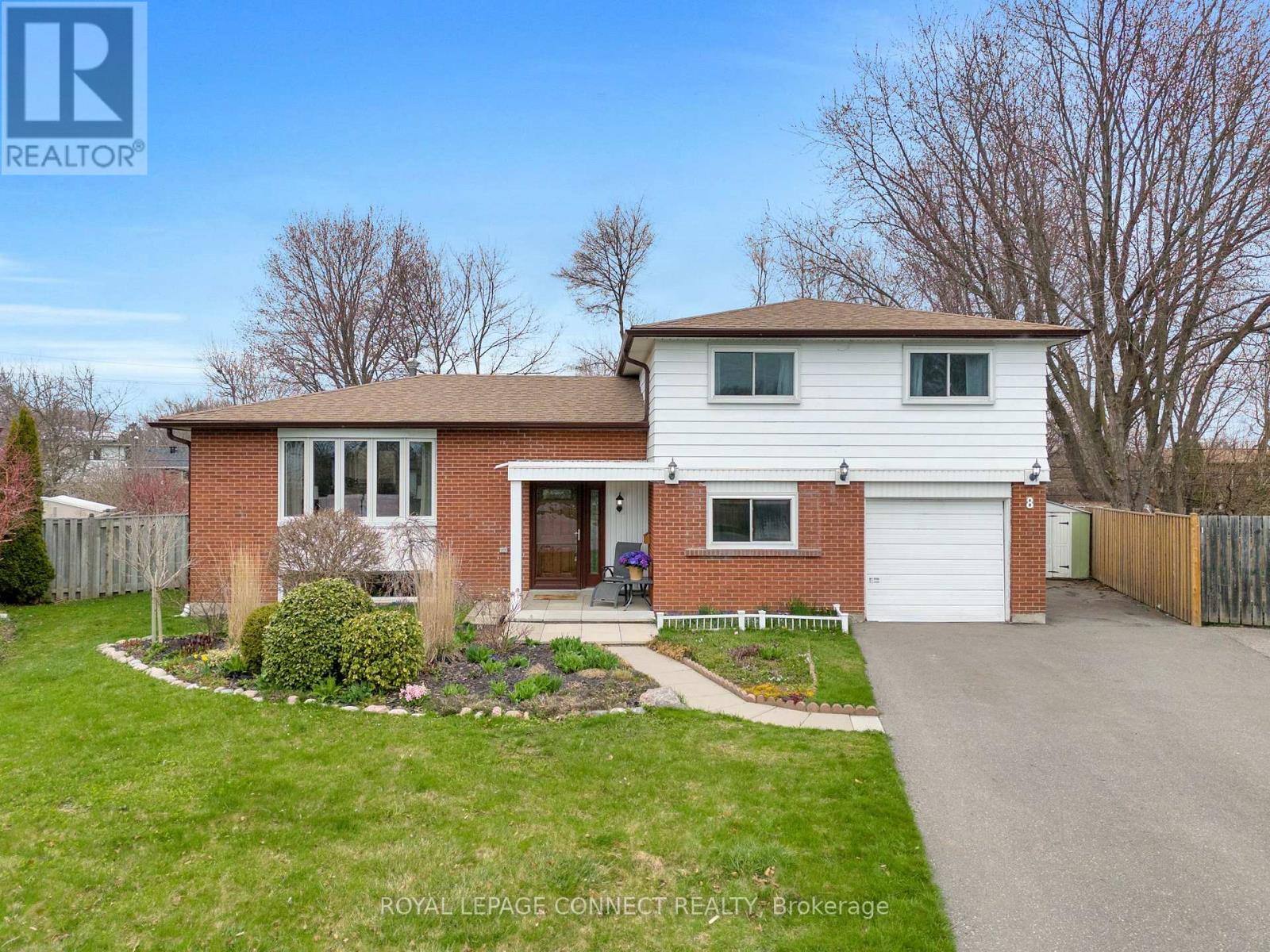 8 Graham Court, Ajax, Ontario  L1S 1H6 - Photo 1 - E12170780