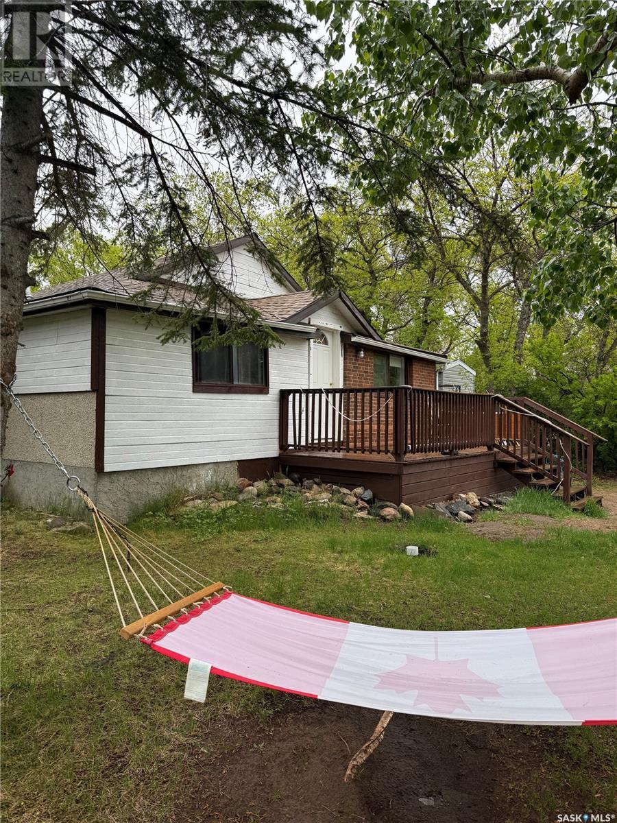 234 Macmurchy Avenue, Regina Beach, Saskatchewan  S0G 4C0 - Photo 3 - SK007020