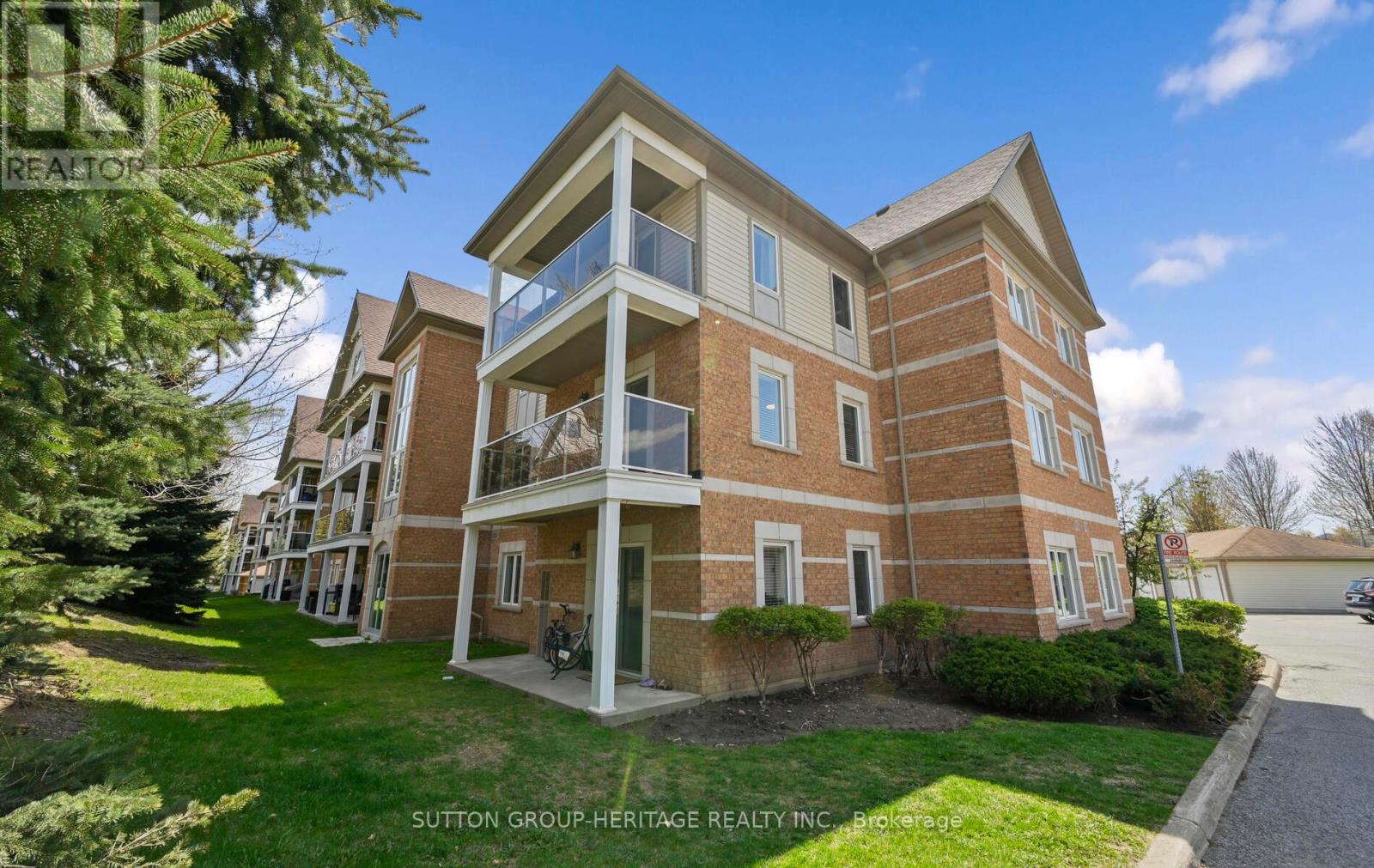 207 - 124 ASPEN SPRINGS DRIVE, Clarington, Ontario