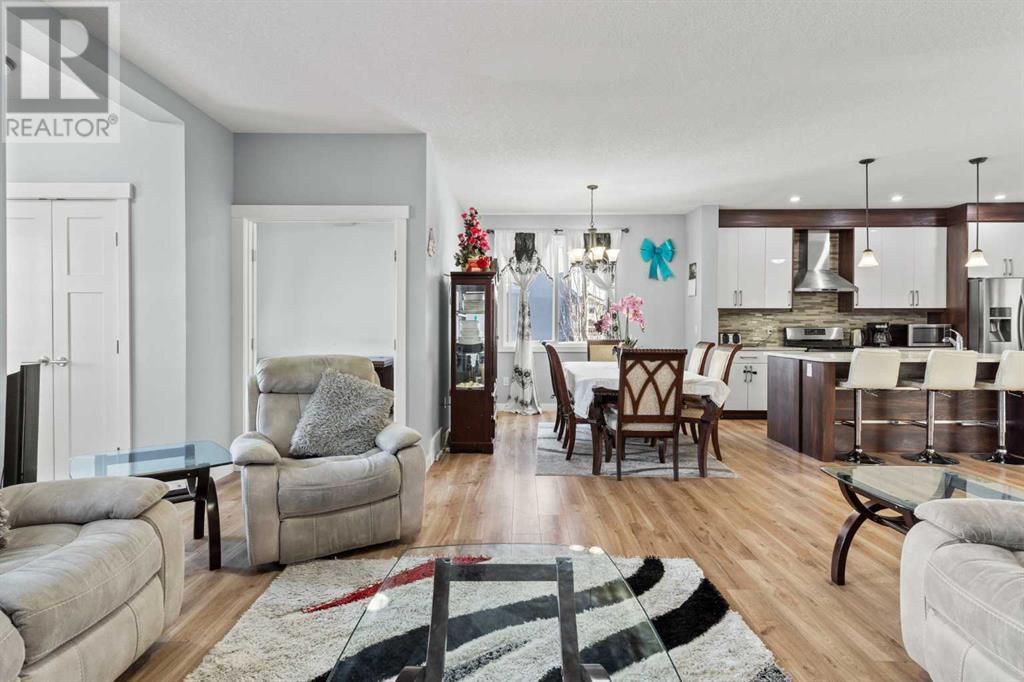 500 Baysprings Lane Sw, Airdrie, Alberta  T4B 3X8 - Photo 3 - A2194047
