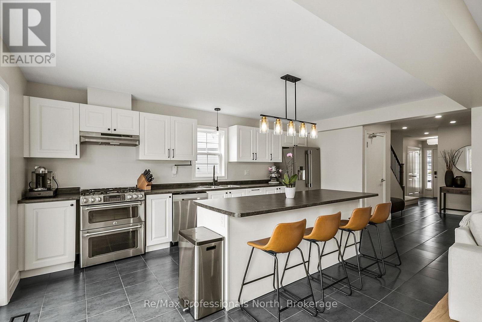 340 WILD ROSE DRIVE, Gravenhurst, Ontario